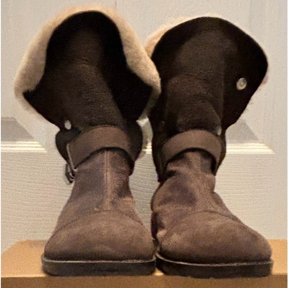 ANTHROPOLOGIE MATT BERNSON Tundra Brown Suede & Real Shearling Boots - Picture 2 of 5